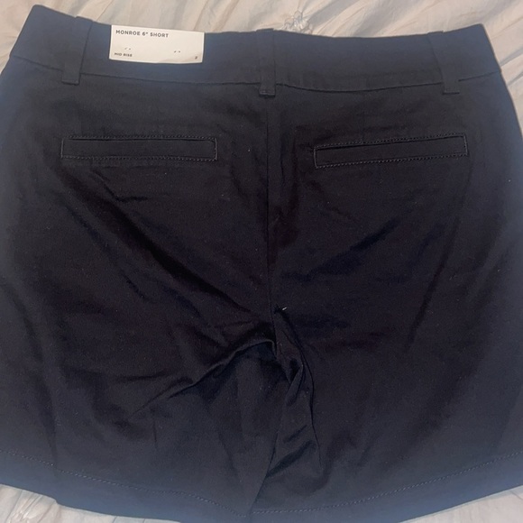 NWT - Loft - size 2 - black - Monroe 6 inch shorts - Picture 7 of 8